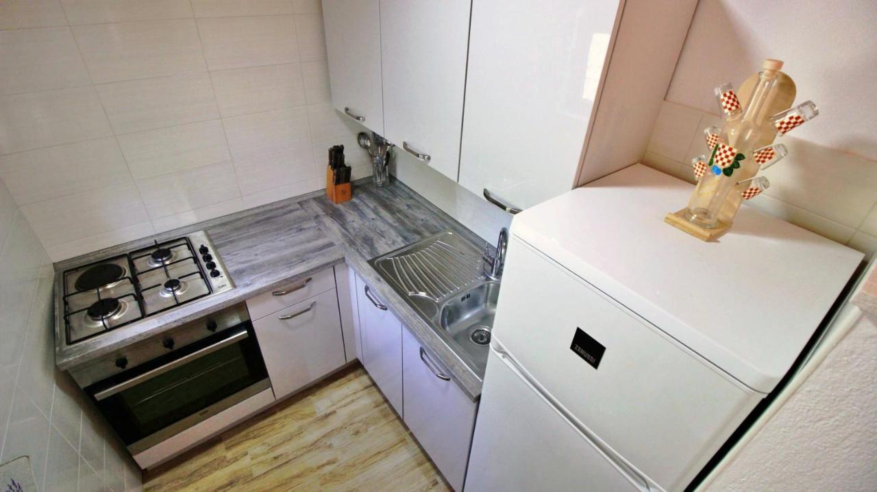 Holiday Home Jozo オミシュ エクステリア 写真