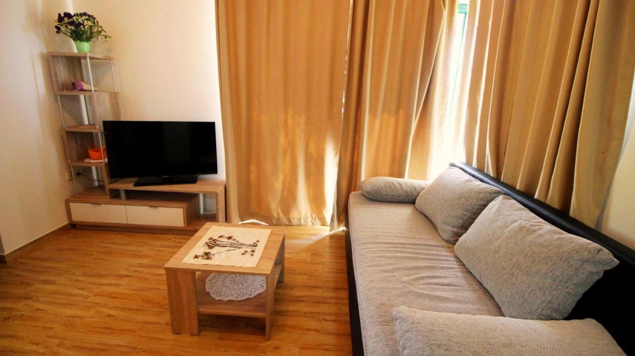 Holiday Home Jozo オミシュ エクステリア 写真